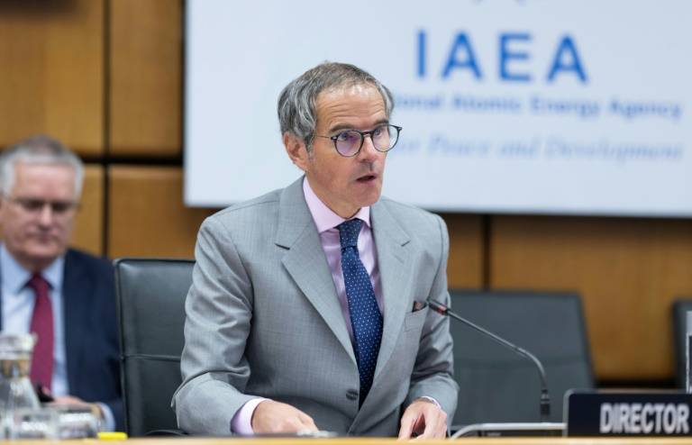 Le chef de l'Agence internationale de l'énergie atomique (AIEA), Rafael Grossi, le 11 avril 2024 à Vienne ( AFP / Joe Klamar )