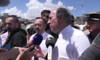 Mayotte: "les rumeurs de milliers de morts ne sont pas fondées" (Bayrou)