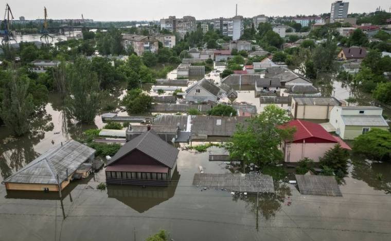 Zone inondée après la rupture du barrage de Nova Kakhovka, à Kherson, en Ukraine