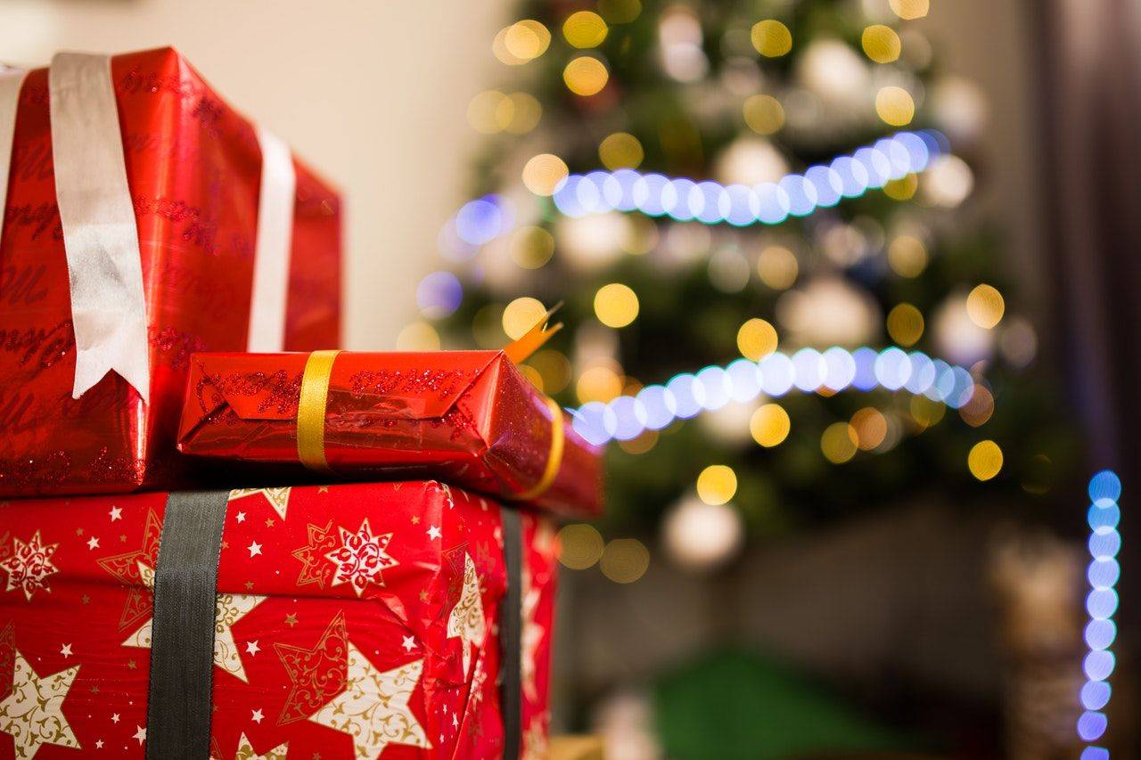 Noël : des millions de Français revendent leurs cadeaux, un phénomène en  hausse par rapport à 2021 - 25/12/2022 à 14:29 - Boursorama