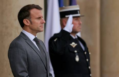 Emmanuel Macron à l'Elysee, le 2 mai 2024. ( AFP / Thomas SAMSON )