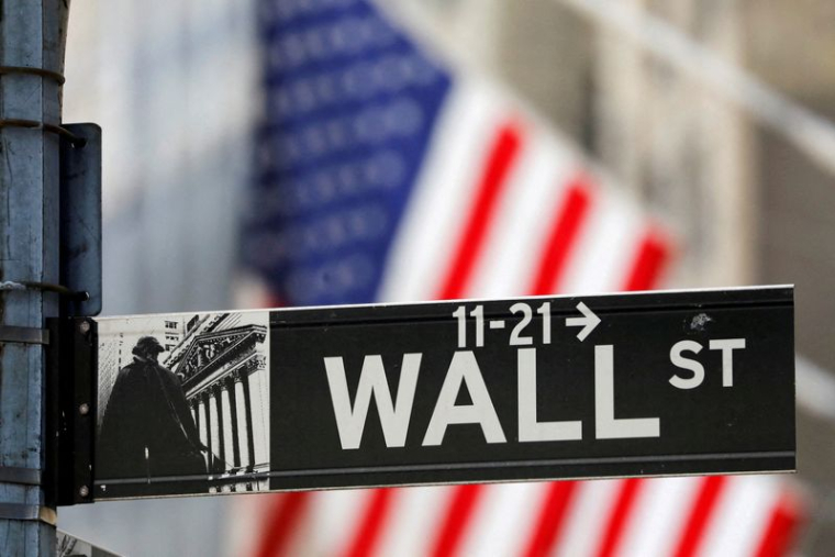 Wall Street termine en hausse grâce aux technologiques