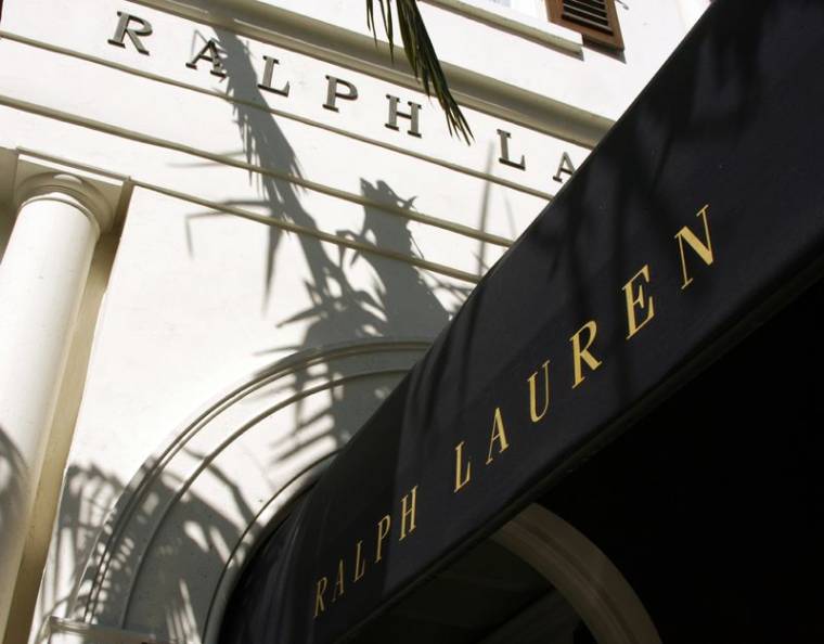 RALPH LAUREN S'ATTEND À UN CHIFFRE D'AFFAIRES ANNUEL EN HAUSSE GRÂCE À UNE FORTE DEMANDE