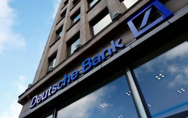 Le logo de la Deutsche Bank à Bruxelles
