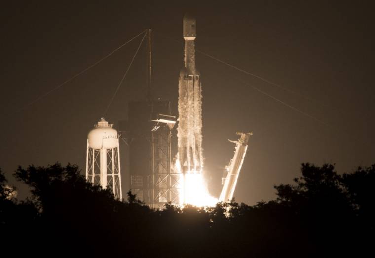 La fusée Falcon Heavy est un lanceur super lourd de Space X (illustration) ( GETTY IMAGES NORTH AMERICA / HANDOUT )