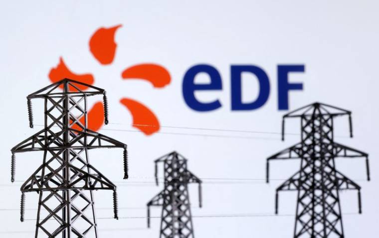 L'illustration des pylônes électriques accompagnée du logo EDF (Electricité de France)
