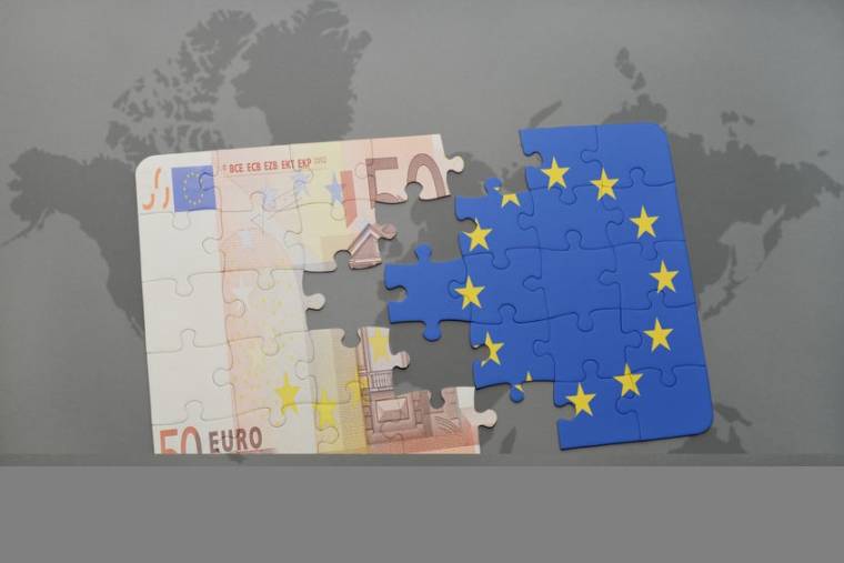 Trois économistes Français renommés proposent la création d'un impôt européen sur le patrimoine. (Crédit photo: 123RF)
