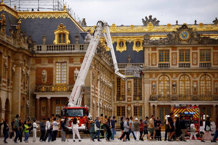 Évacuation au Château de Versailles après un incendie qui a été rapidement maîtrisé