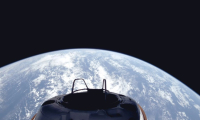 La capsule Dragon de la mission de SpaceX Polaris Dawn devant la Terre le 10 septembre 2024 ( SPACEX / - )