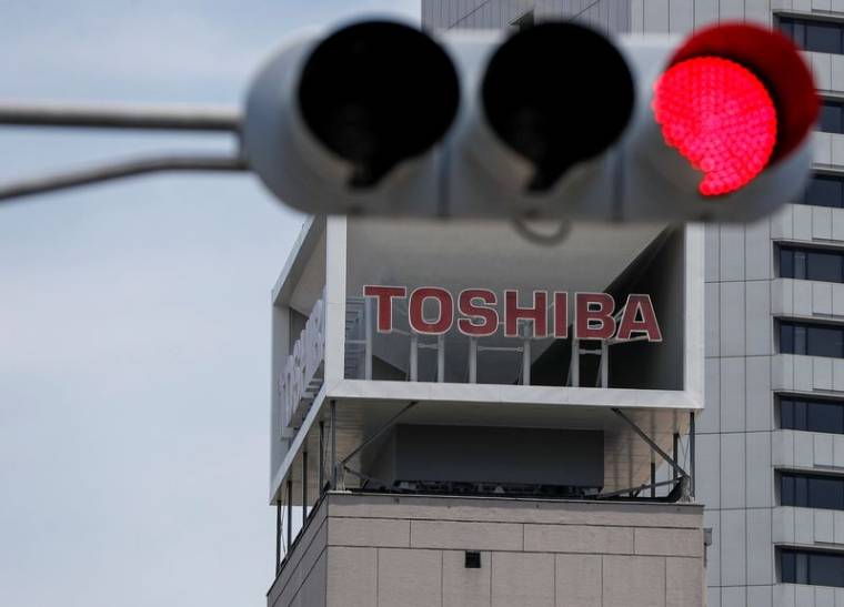 LES ACTIONNAIRES DE TOSHIBA REJETTENT LE PLAN DE SCISSION ET L'APPEL À SOLLICITER DES OFFRES DE RACHAT