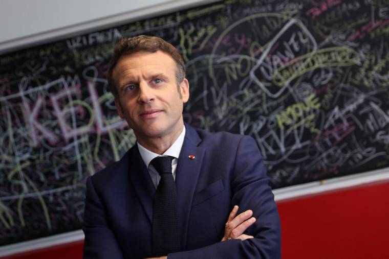 Emmanuel Macron à Paris, le 22 avril 2022. ( AFP / THOMAS COEX )