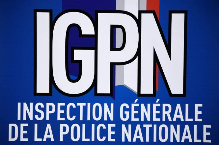 La révélation de ces nouvelles investigations de l'IGPN intervient alors que le gouvernement a fait de la lutte anti-drogue une de ses priorités, avec notamment ces opérations "Place nette XXL"  ( AFP / DOMINIQUE FAGET )