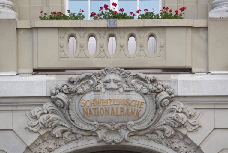 Le logo de la Banque nationale suisse (BNS) figure sur son bâtiment à Berne