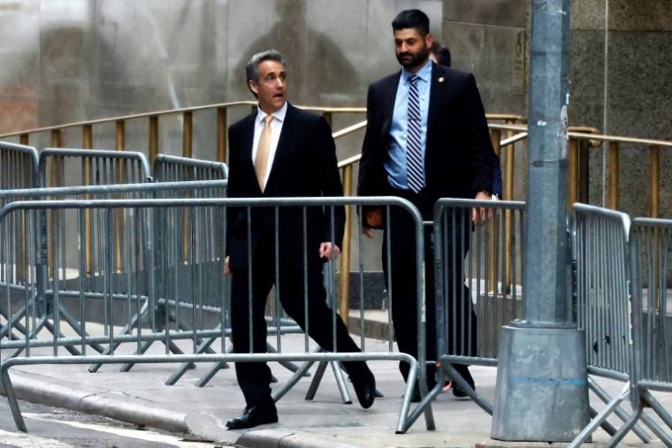 Michael Cohen quitte le tribunal de Manhattan  à l'issue de son troisième jour de témoignage dans le procès de l'ancien président américain Donald Trump, le 16 mai 2024 à New York ( Getty / Michael M. Santiago )