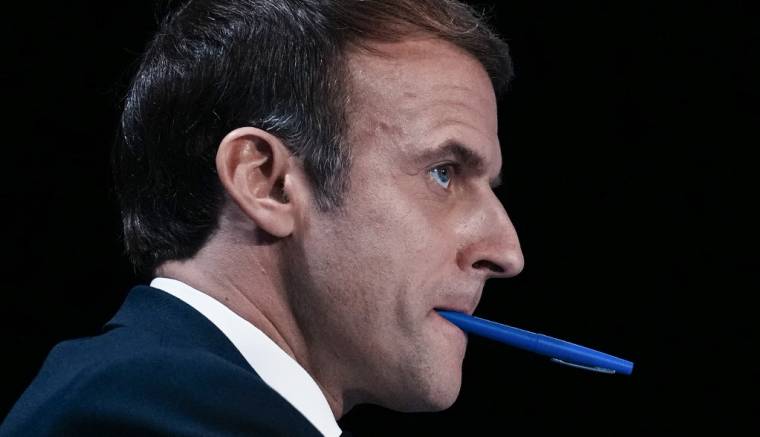 Emmanuel Macron à Paris, le 18 novembre 2021. ( POOL / THIBAULT CAMUS )