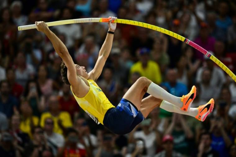 Le perchiste suédois Armand Duplantis lors des championnats du monde d'athlétisme, le 26 août 2023 à Budapest ( AFP / Ben Stansall )