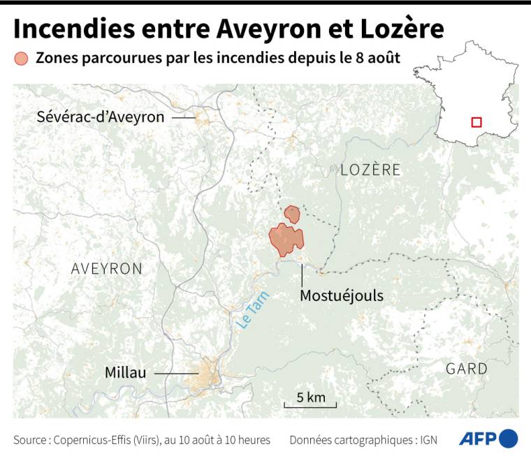 Carte localisant les surfaces brûlées par l'incendie parti le 8 août en fin de journée entre les départements de la Lozère et de l'Aveyron, d'après Effis-Copernicus ( AFP /  )