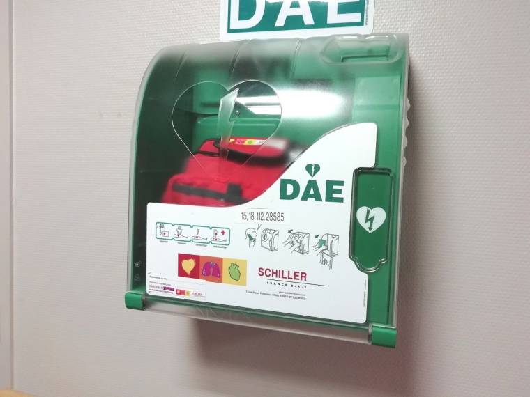Qui peut utiliser un défibrillateur ?