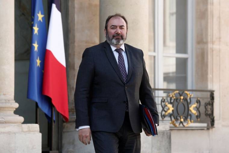 Le ministre français de la Santé François Braun après la réunion hebdomadaire du cabinet à l'Elysée