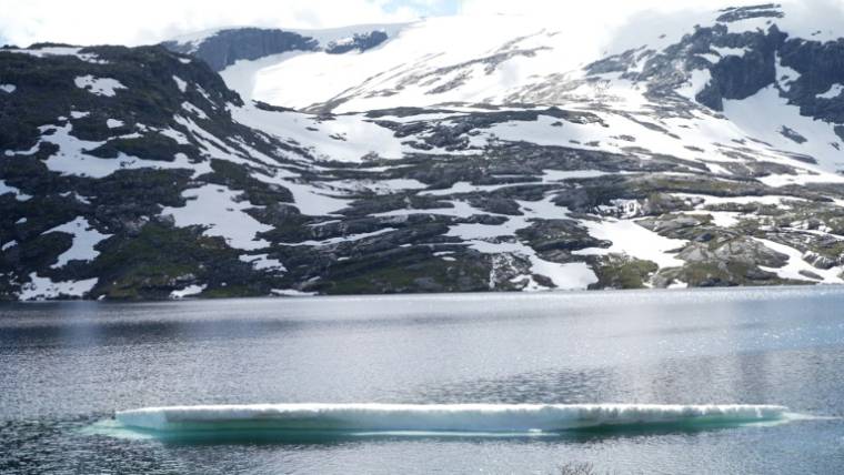 Le lac de Djupvatnet, le 25 juin 2024 en Norvège ( AFP / Olivier FENIET )