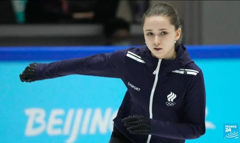 JO-2022 : la patineuse russe K. Valieva, favorite, contrôlée positive