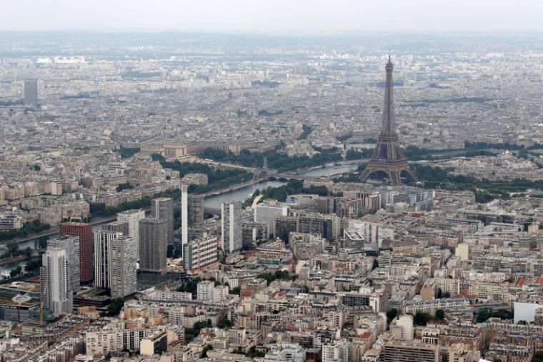 FRANCE: 4 MILLIARDS D'EUROS D'INVESTISSEMENTS ÉTRANGERS ET 10.000 EMPLOIS ANNONCÉS LUNDI, DIT L'ÉLYSÉE