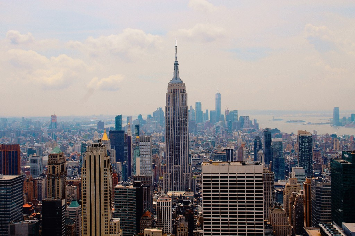 New York City Hall tackles polluting skyscrapers