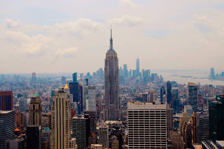 À New York, la mairie s’attaque aux gratte-ciel polluants (Crédit Photo: John Fornander - Unsplash)