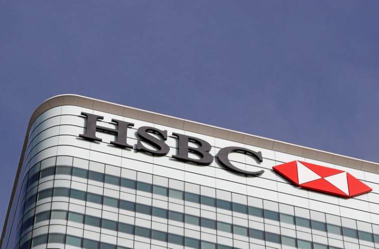 HSBC: LE BÉNÉFICE AVANT IMPÔTS PROGRESSE DE 79% AU T1