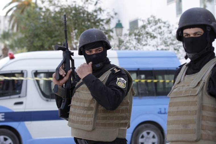 SIX CHEFS DE LA POLICE LIMOGÉS EN TUNISIE APRÈS L’ATTAQUE DE TUNIS