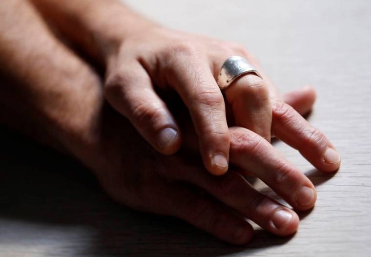 LA DROITE RESTE DIVISÉE SUR LE MARIAGE HOMOSEXUEL
