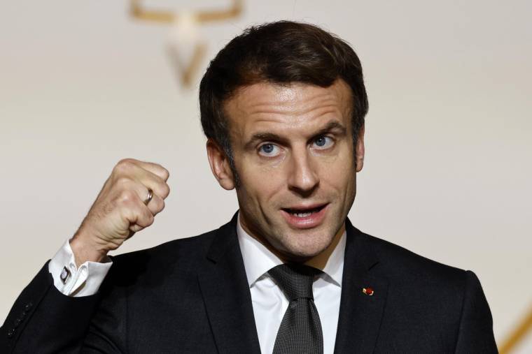 Emmanuel Macron, le 12 janvier 2022, à Paris ( POOL / Ludovic MARIN )