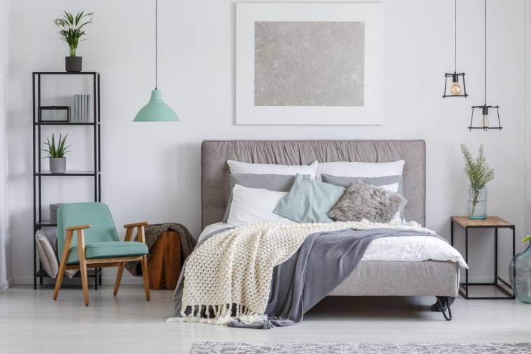 La location d’une chambre dans votre logement peut être exonérée d’imposition, si vos recettes locatives sont inférieures à 760 euros. ( crédit photo : Shutterstock )