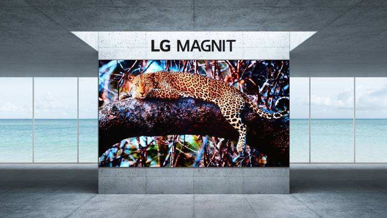 le LG MAGNIT est parfait pour être installé dans des musées, des showrooms, dans des yachts, des bateaux de croisières, des salles des conseils (CoDir) ou bien chez vous dans votre salon. (crédit : LG)