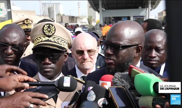 Sénégal : le bus rapide transit circule enfin à Dakar