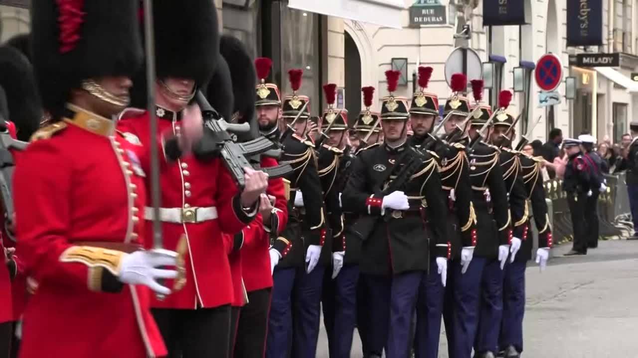 Des gardes britanniques à l'Elysée pour célébrer 120 ans d'Entente cordiale