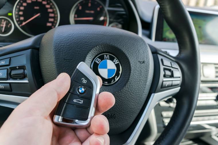 Découvrez la BMW X5, une voiture à hydrogène (Crédits photo : Shutterstock)