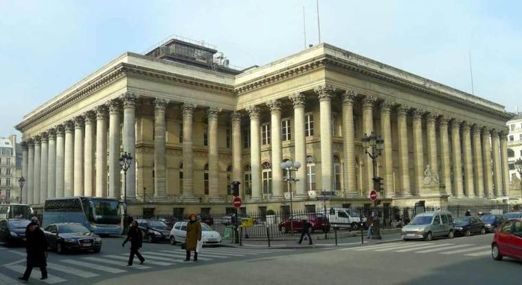Le Palais Brongniart, ancien siège de la Bourse de Paris. (© Mbzt)