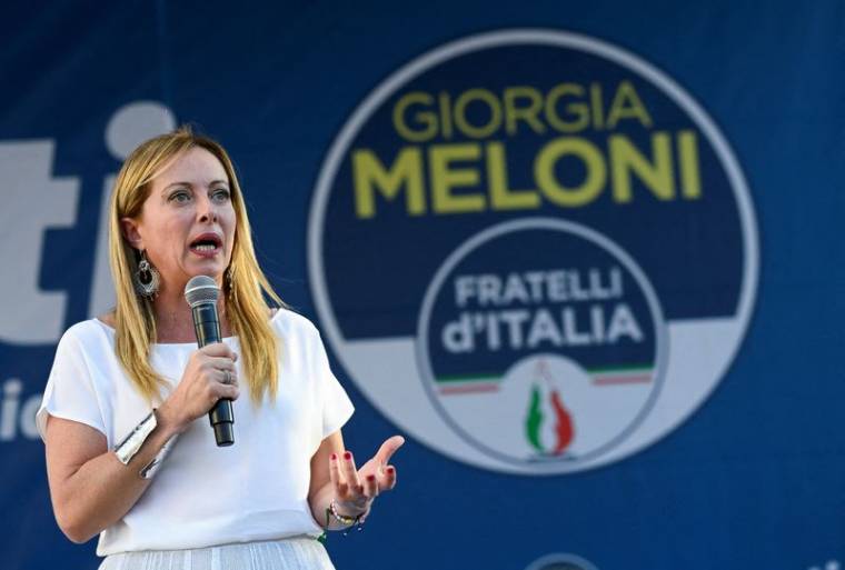 Giorgia Meloni, leader du parti d'extrême droite Frères d'Italie, lors d'un rassemblement à Milan