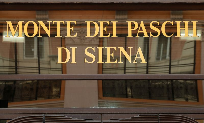 Une enseigne de la banque Monte dei Paschi à Rome