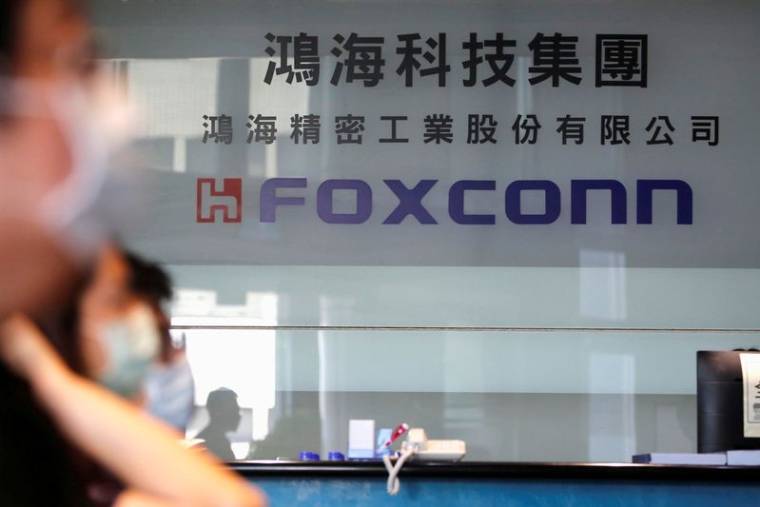 FOXCONN SUSPEND SES OPÉRATIONS À SHENZHEN, EN CHINE
