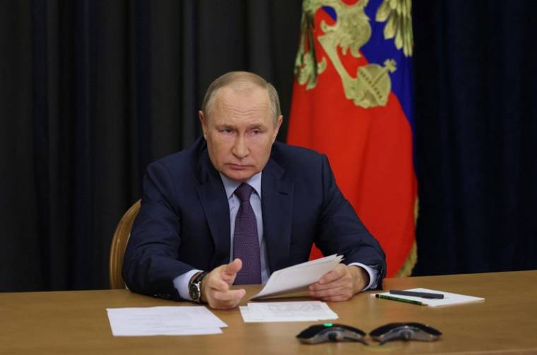 Le président russe Vladimir Poutine lors d'une réunion sur les questions agricoles par liaison vidéo à Sotchi, en Russie