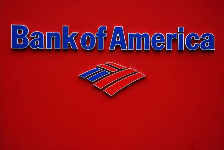 Le logode Bank of America (BofA) dans le quartier de Manhattan à New York, aux États-Unis
