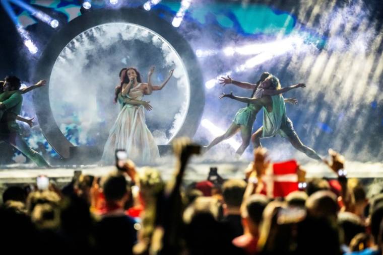 La chanteuse israélienne Eden Golan interprète la chanson "Hurricane" lors de la demi-finale du concours de l'Eurovision à Malmö, le 9 mai 2024 en Suède ( Ritzau Scanpix / Ida Marie Odgaard )