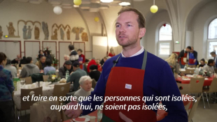 Noël solidaire à Paris: "Je suis attendue, ça me fait plaisir"