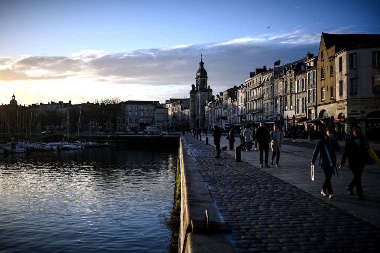 Le Vieux-Port de La Rochelle, en janvier 2024 (illustration) ( AFP / CHRISTOPHE ARCHAMBAULT )