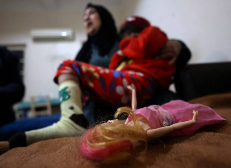 Préparatifs à l'hôpital italien du Caire pour le transport des blessés palestiniens vers Rome
