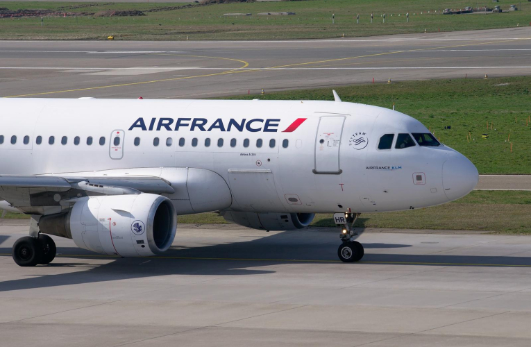 La compagnie Air France a été condamnée à rembourser un voyageur après l'annulation d'un vol en janvier 2022. (illustration) (B1-foto / Pixabay)