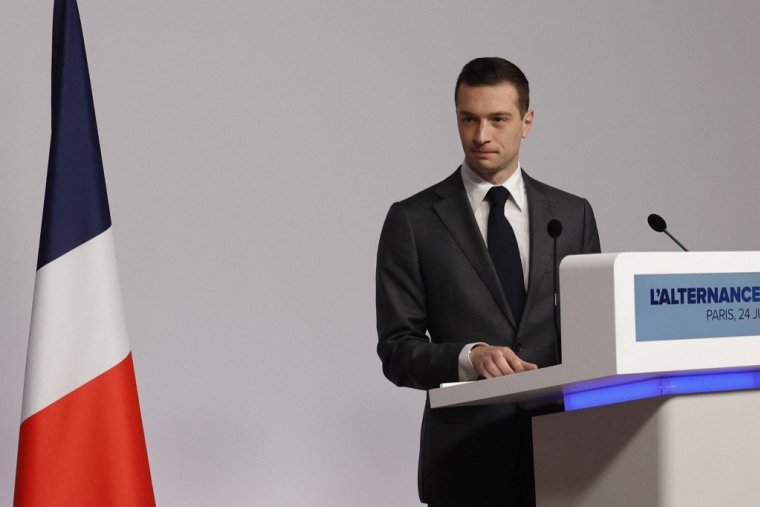 Jordan Bardella à Paris, le 24 juin 2024. ( AFP / GEOFFROY VAN DER HASSELT )