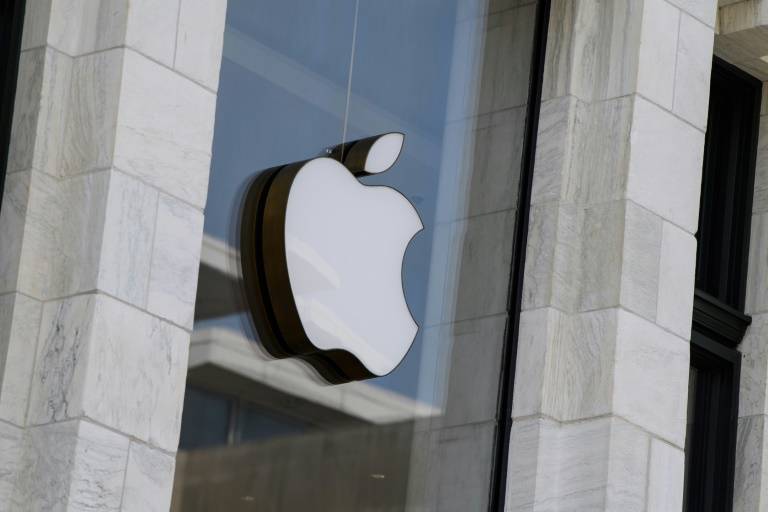 Le gouvernement américain assigne en justice Apple pour pratiques monopolistiques liées à l'iPhone et aux contraintes fixées par le groupe californien aux développeurs d'applications ( AFP / Nicholas Kamm )